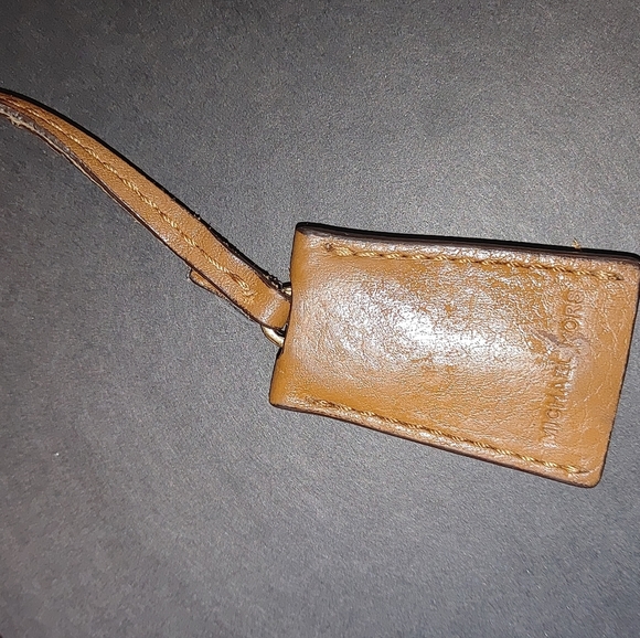 AUTHENTICMICHAEL Kors Handbag Purse Shoulder Bag  Suede Cross Weave Limi… - Picture 5 of 13